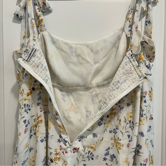 Abercrombie & Fitch Faux Silk White Floral Tie Strap Mini Dress Ruffle Summer XL - Picture 10 of 13